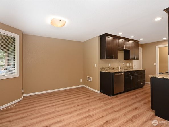 19828 Military Road S 3, SeaTac WA 98188