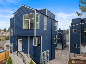 9739 57th Avenue S C, Seattle WA 98118