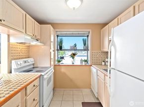 3302 I St NE A301, Auburn WA 98002