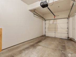1913 16th Lane NE 1913, Issaquah WA 98029