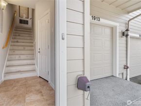 1913 16th Lane NE 1913, Issaquah WA 98029