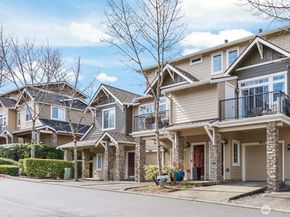 1913 16th Lane NE 1913, Issaquah WA 98029
