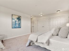1913 16th Lane NE 1913, Issaquah WA 98029
