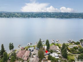 13327 Holmes Point Drive NE, Kirkland WA 98034