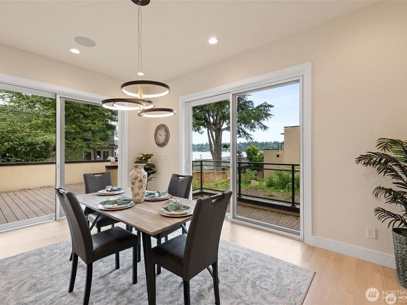 13327 Holmes Point Drive NE, Kirkland WA 98034