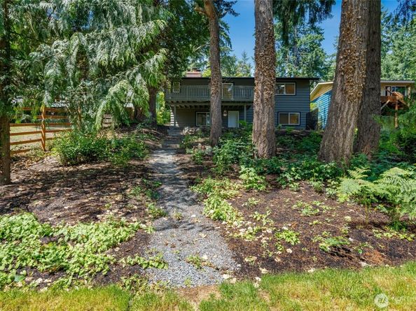 19010 12th Avenue NE, Shoreline WA 98155
