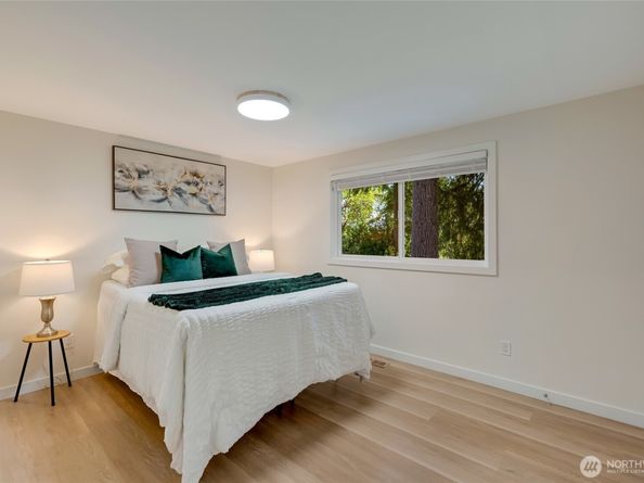 19010 12th Avenue NE, Shoreline WA 98155