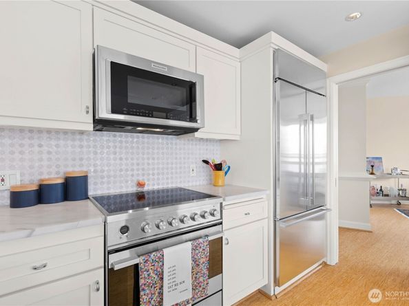 2360 43rd Avenue E 415, Seattle WA 98112