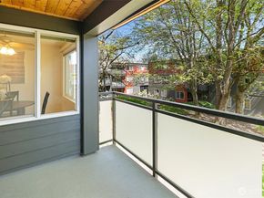 7021 Sand Point Way NE B208, Seattle WA 98115