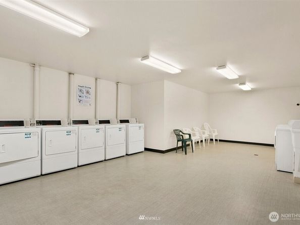 7021 Sand Point Way NE B208, Seattle WA 98115