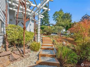 4441 53RD Avenue SW, Seattle WA 98116