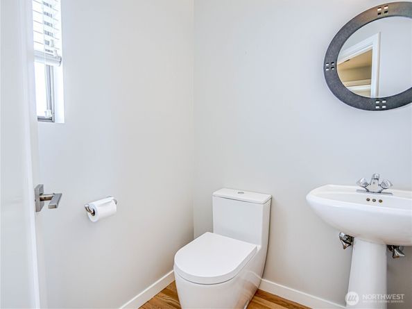 4441 53RD Avenue SW, Seattle WA 98116