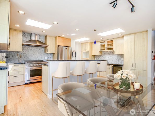 4441 53RD Avenue SW, Seattle WA 98116