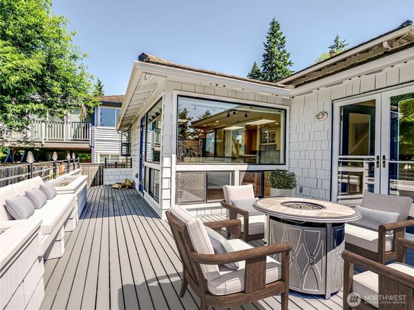 4441 53RD Avenue SW, Seattle WA 98116