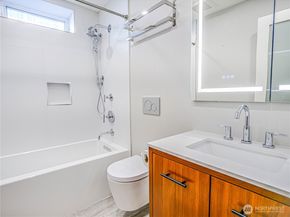 4441 53RD Avenue SW, Seattle WA 98116