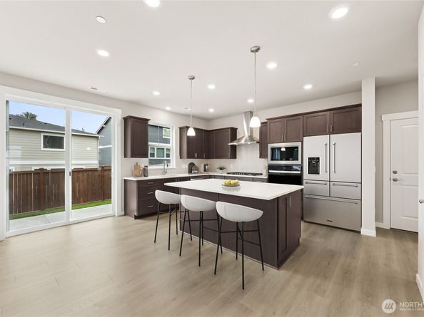 13233 164th Avenue SE 204, Renton WA 98059