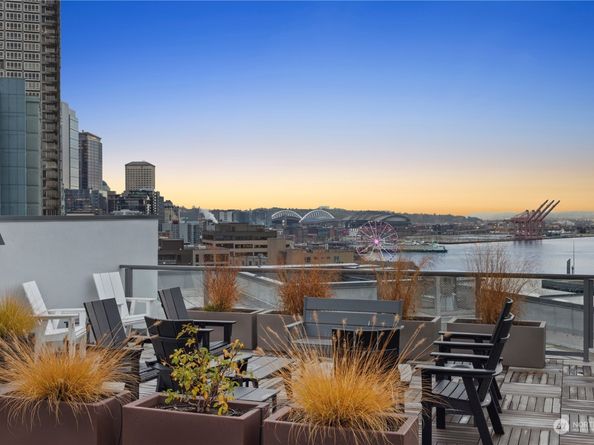 2319 1st Avenue 203, Seattle WA 98121