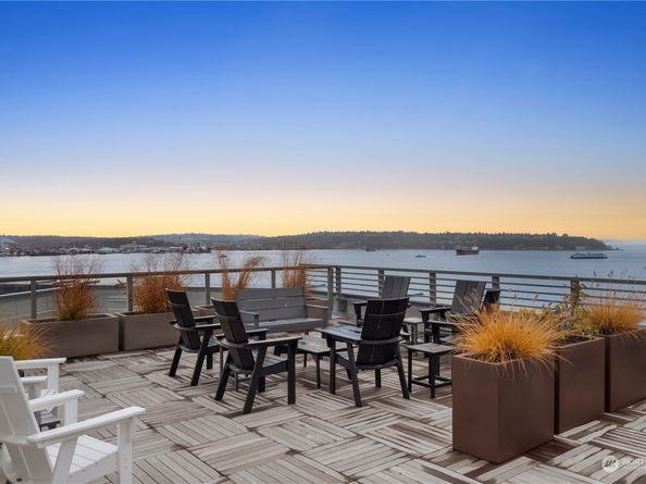 2319 1st Avenue 203, Seattle WA 98121