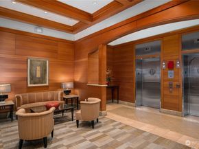 2319 1st Avenue 203, Seattle WA 98121