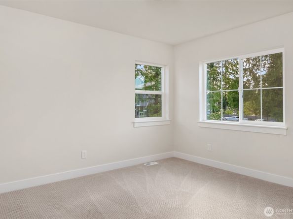 21424 116th Place SE, Kent WA 98031