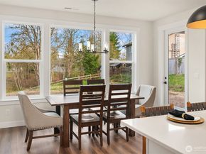 21424 116th Place SE, Kent WA 98031