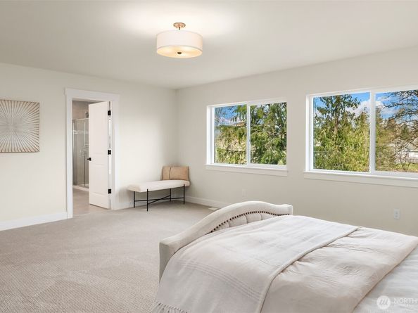 21424 116th Place SE, Kent WA 98031