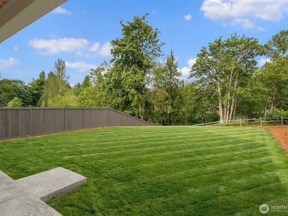 21424 116th Place SE, Kent WA 98031