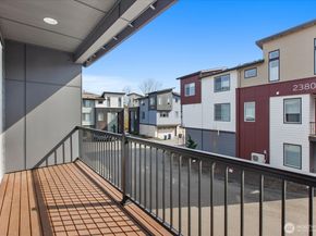 619 238th Street SE B, Bothell WA 98021