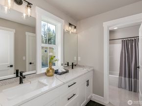20317 94th Drive NE, Bothell WA 98011