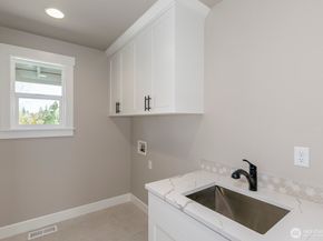 20317 94th Drive NE, Bothell WA 98011