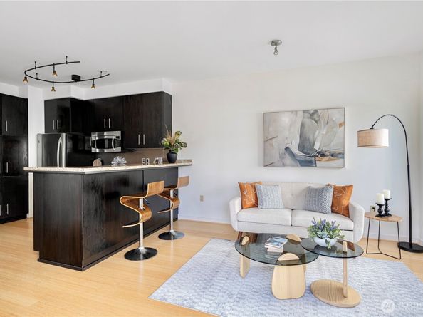 1026 NE 65th Street 418, Seattle WA 98115