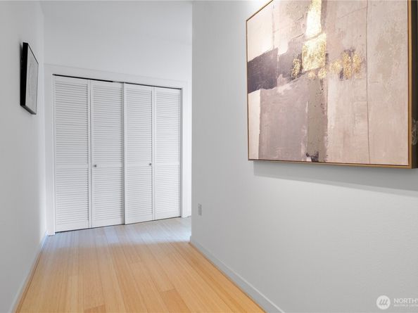 1026 NE 65th Street 418, Seattle WA 98115