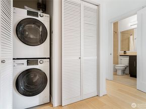 1026 NE 65th Street 418, Seattle WA 98115