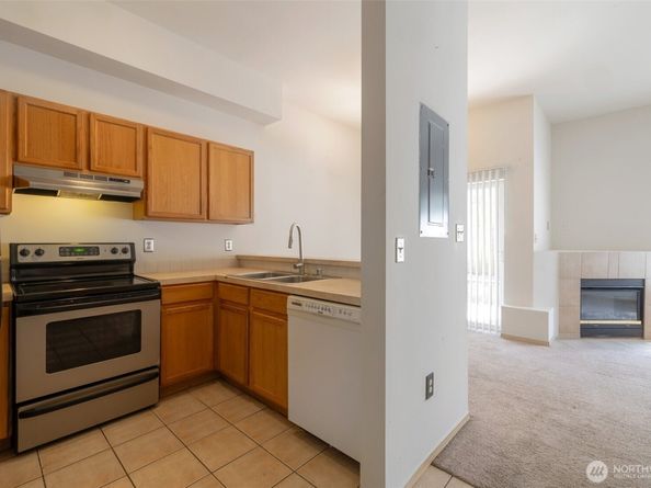 11424 1st Avenue S 103, Seattle WA 98168