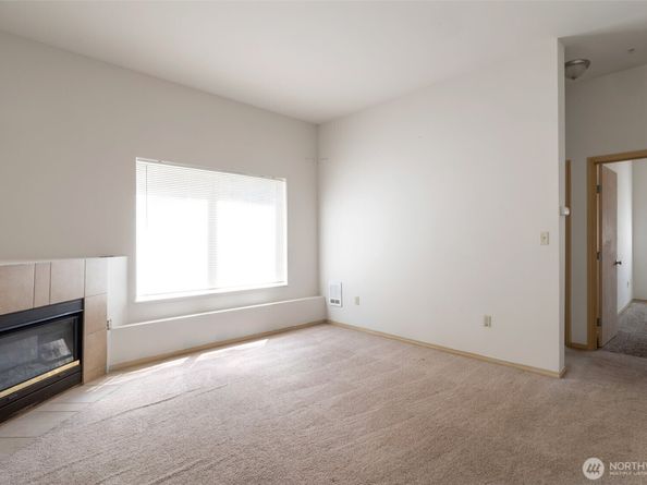 11424 1st Avenue S 103, Seattle WA 98168