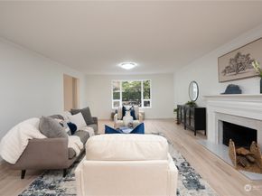 32520 30th Avenue SW, Federal Way WA 98023