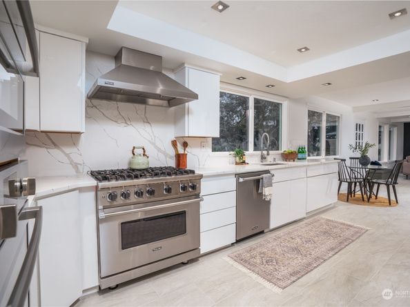 32520 30th Avenue SW, Federal Way WA 98023