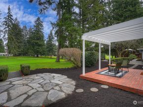 32520 30th Avenue SW, Federal Way WA 98023