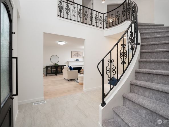 32520 30th Avenue SW, Federal Way WA 98023