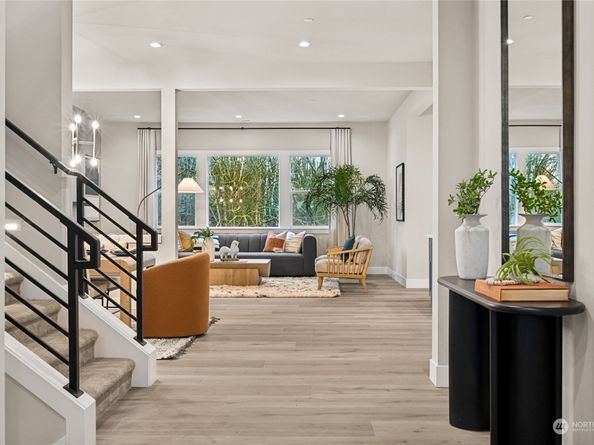 14470 133rd Place NE 3, Woodinville WA 98072