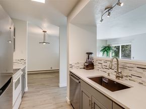 18100 15th Avenue NE C317, Shoreline WA 98155
