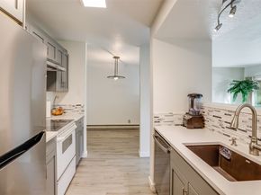 18100 15th Avenue NE C317, Shoreline WA 98155