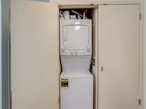 18100 15th Avenue NE C317, Shoreline WA 98155