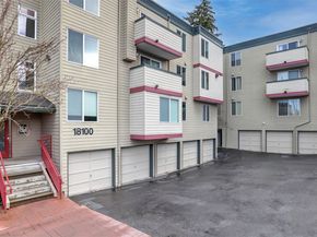 18100 15th Avenue NE C317, Shoreline WA 98155