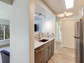 18100 15th Avenue NE C317, Shoreline WA 98155