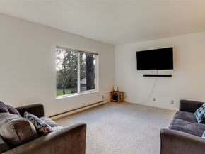 18100 15th Avenue NE C317, Shoreline WA 98155