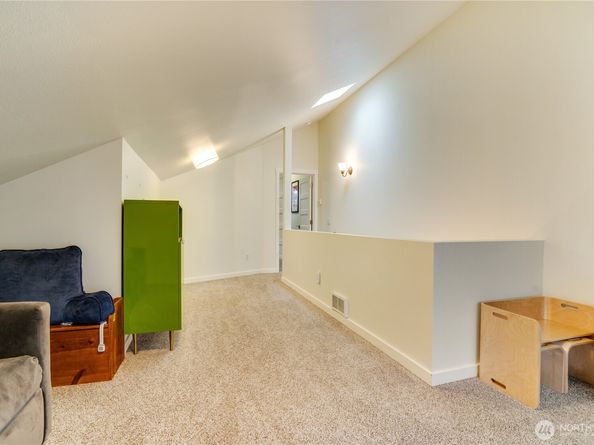 10319 Midvale Ave N A, Seattle WA 98133