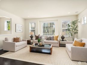 10508 SE 10th Court, Bellevue WA 98004