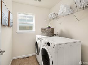 10508 SE 10th Court, Bellevue WA 98004