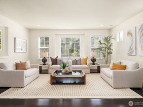10508 SE 10th Court, Bellevue WA 98004